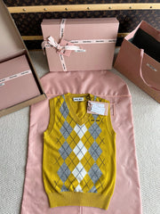 MiuMiu Women's Fall/winter Fashion Casual V-neck Letter Print Pullover Cashmere Vest #78463