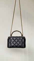 Chanel Women's Retro Vanity Series Solid Color Double C Adjustable Buckle Plaid Leather Shoulder Crossbody Casual Cosmetic Bag Bags #77895