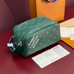 LOUIS VUITTON DOPP KIT Mini Toiletry Bag Monogram Heritage Canvas Zipper Mini Wallet Bag Bags #82262A