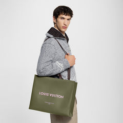 Louis Vuitton Shopper Tote MM Autres Cuirs Men Bags Fashionable Two-Tone Handbag Bag Trendy Casual Luxury Logo Print Clutch M24457 M13979 M13982 M26082 M15273 #82365A
