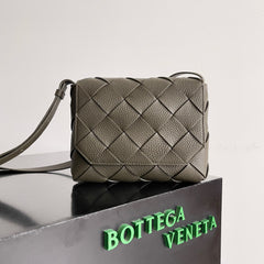 Bottega Veneta Diago Women's And Men's Fashion Casual Leather Bag With Lychee Texture Magnetic Clasp And Braided Design Shoulder Bag And Crossbody Bag Bags 795637V4FV18803 #78344