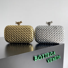 Bottega Veneta Knot Women's Solid Colour Metallic-Feel Bow-Knot Lock Clasp Lambskin Evening Bag Clutch Bags #77719