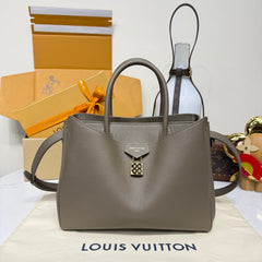 Louis Vuitton Vendôme Small Handbag Vendome M26502 Black M27040 Gray Chip Cowhide Leather Fashionable Modern Clutch Tote Crossbody Bag Bags #195567