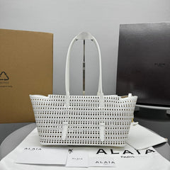 Alaia Mina Cutout Shoulder Bag Design Fashionable Women's Retro Solid Color Casual Temperament Vienne Cutout Carved Pattern Bag Bags #81633
