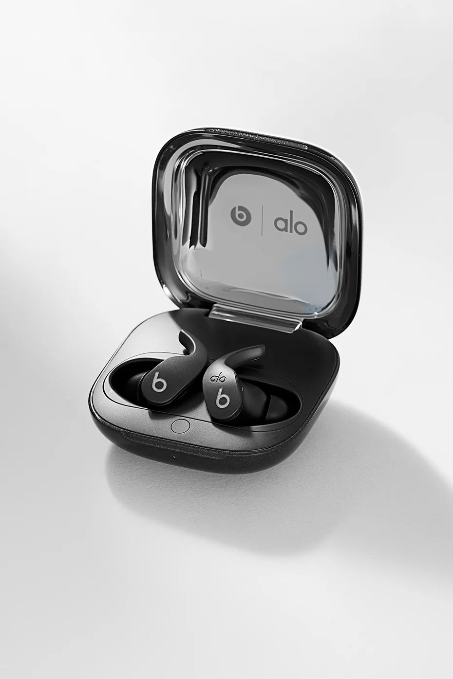 Alo X Beats Fit Pro - Reflective Black