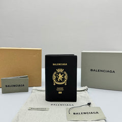 Balenciaga Logo Printed Wallet Bags International Passport Holder Card Case Fashionable Black and Gold Colorway High-Street Bag #82375A