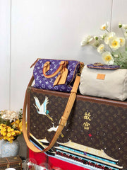 Louis Vuitton Women's Fashion Classic Grape Purple Logo Zipper Closure Leather Shoulder Bag Handbags In Small Medium And Large Sizes Crossbody Bag Bags #78655