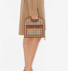 Burberry Classic Checked Clutch Bag Pocket New Colourways Fashionable Trendy Retro Crossbody Bag 8066166 Bags #196256