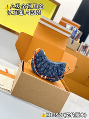 Louis Vuitton Pochette Valley Women's Solid Color Logo Print Denim Tote Bag Shoulder Bags #77379