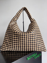 Bottega Veneta HOP Raffia And Leather Hop Shoulder Bag Stylish Modern Handheld Shoulder Bag Women's Fashionable Casual Tote #81889A