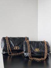 Balenciaga Men's And Women's Magnetic Buckle Flap Closure Indentation Calfskin Shoulder Crossbody Bag Bags #73717