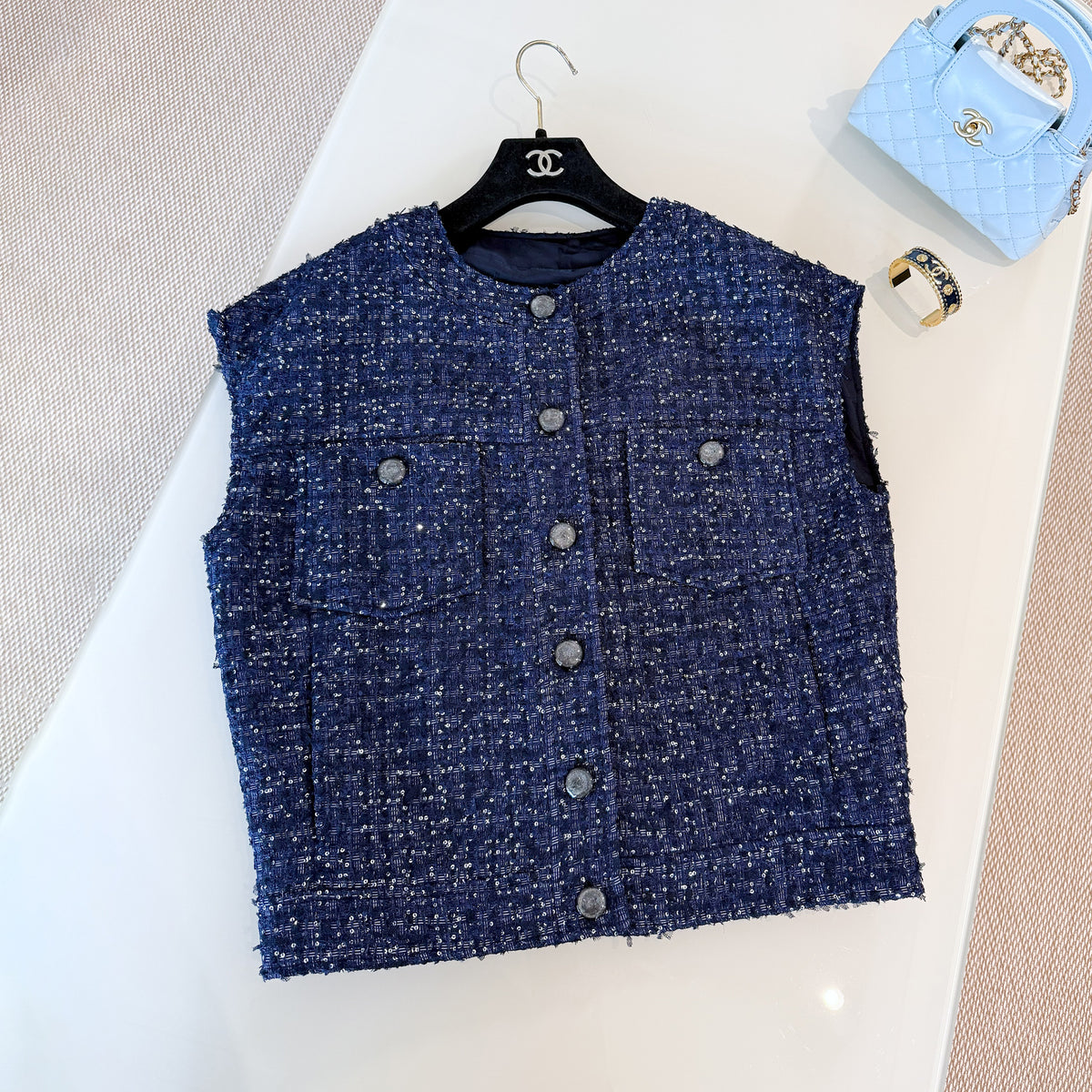 Chanel Women's Spring And Summer Sequins Tweed Single-Breasted Solid Color Round Neck Sleeveless Vest Ngvp #1933